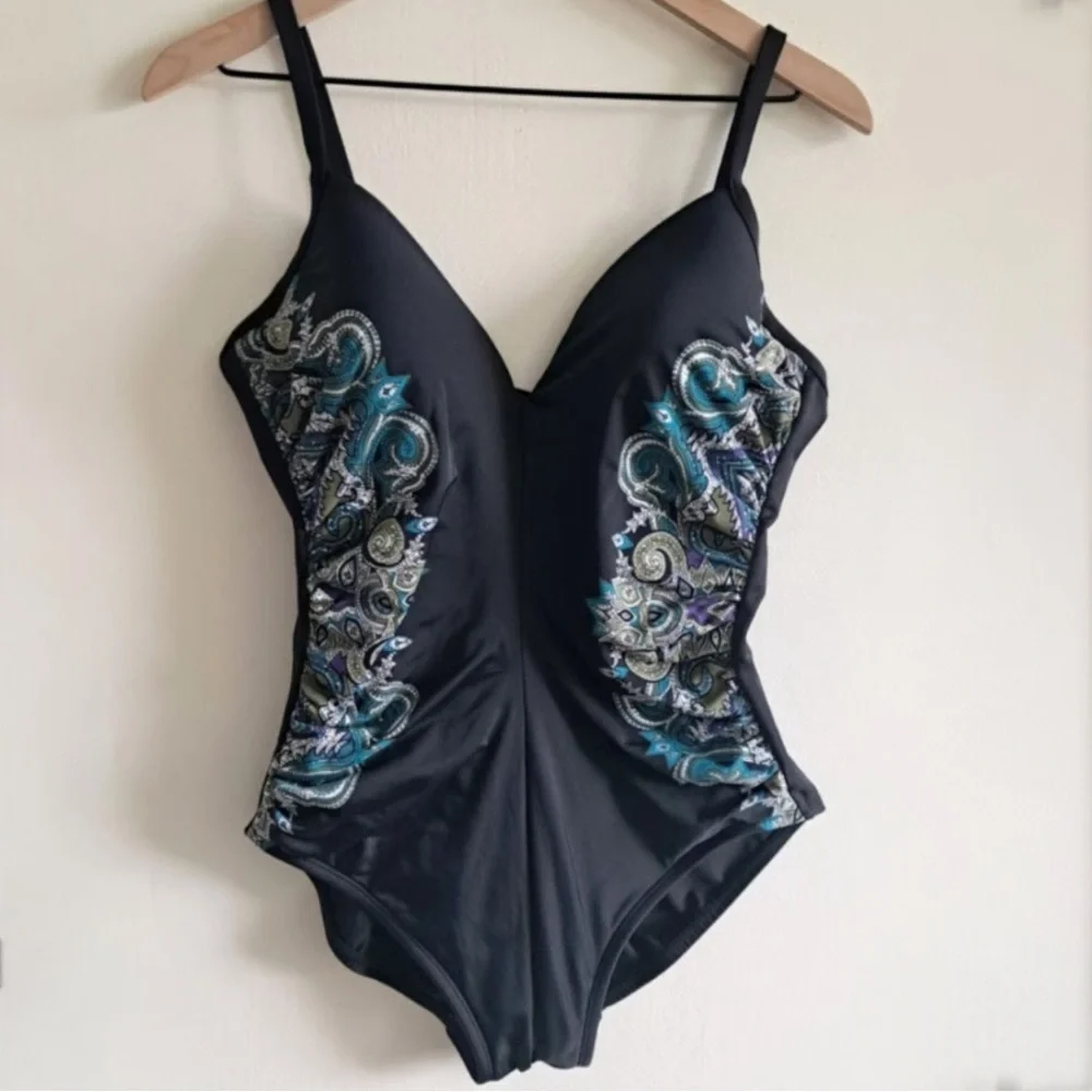 NWT Miraclesuit One‎ Piece Underwire Swimsuit 16 DD Cup in Black Multi